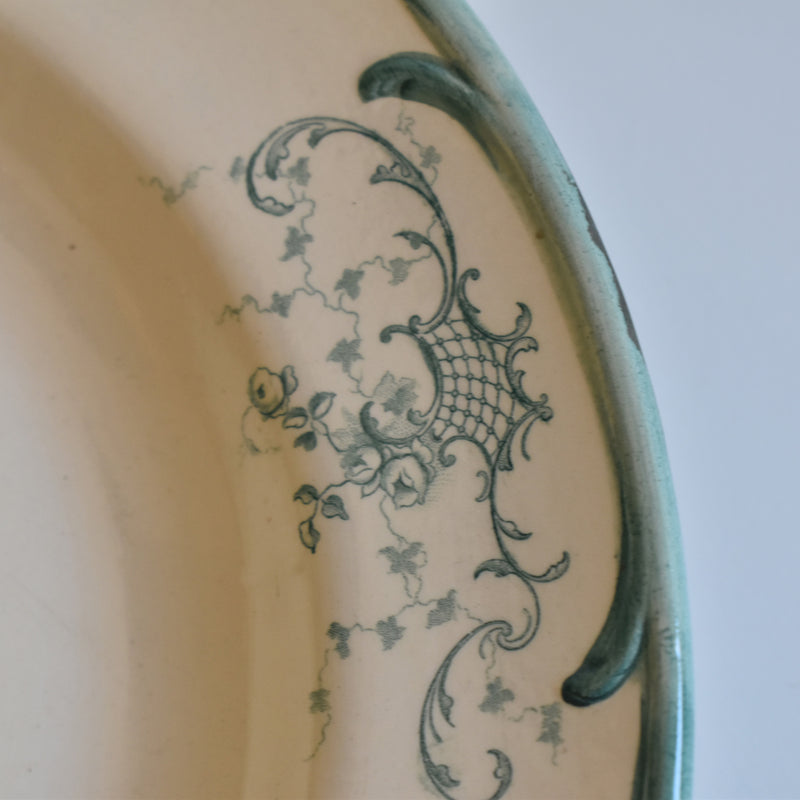 Antique plate Longchamp Petites roses