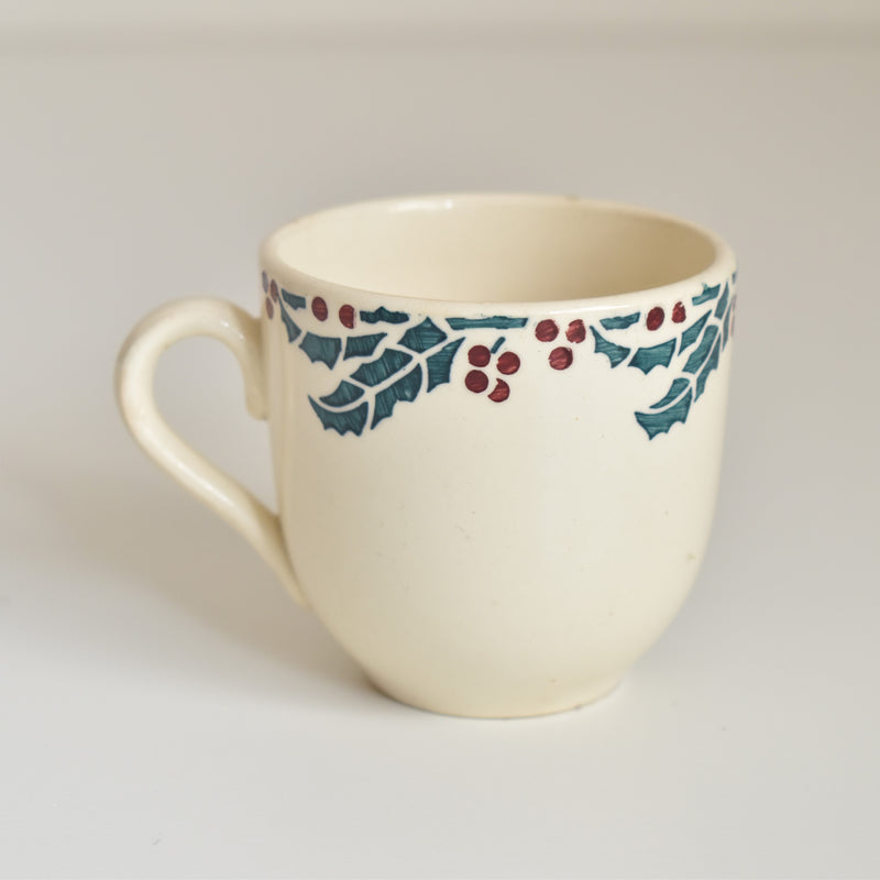 Vintage cup Houx B