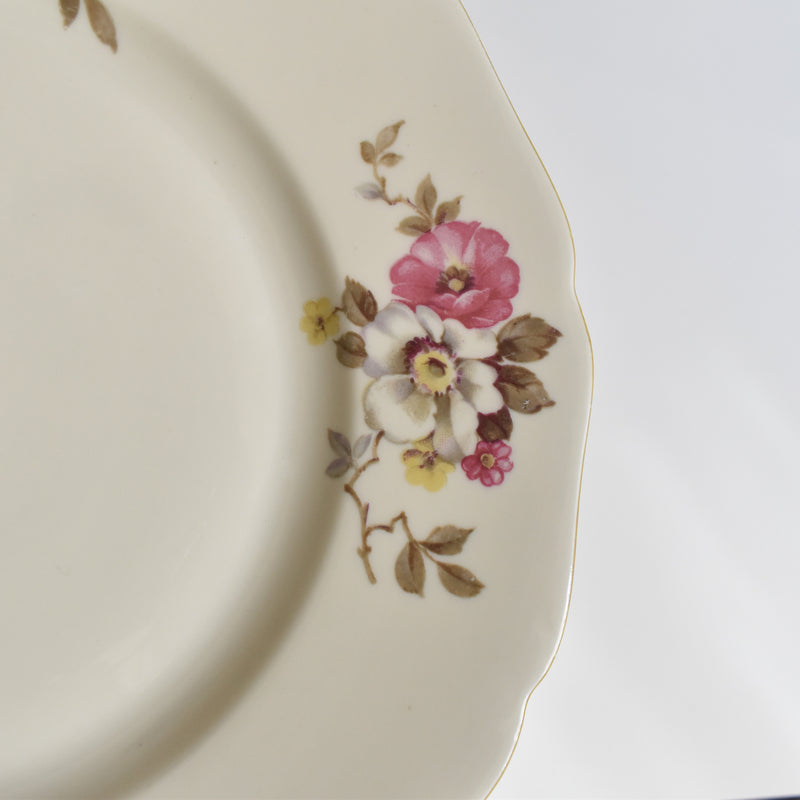 Vintage Plate Hutschenreuther Germany Madeleine C