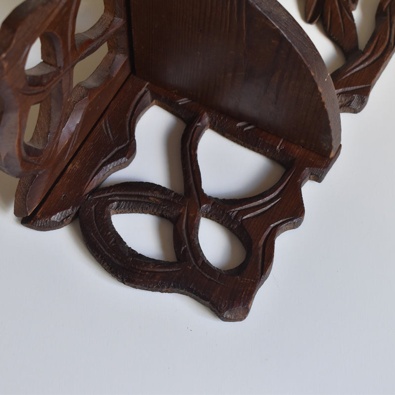 アンティーク　壁掛け　コーナースモールシェルフ