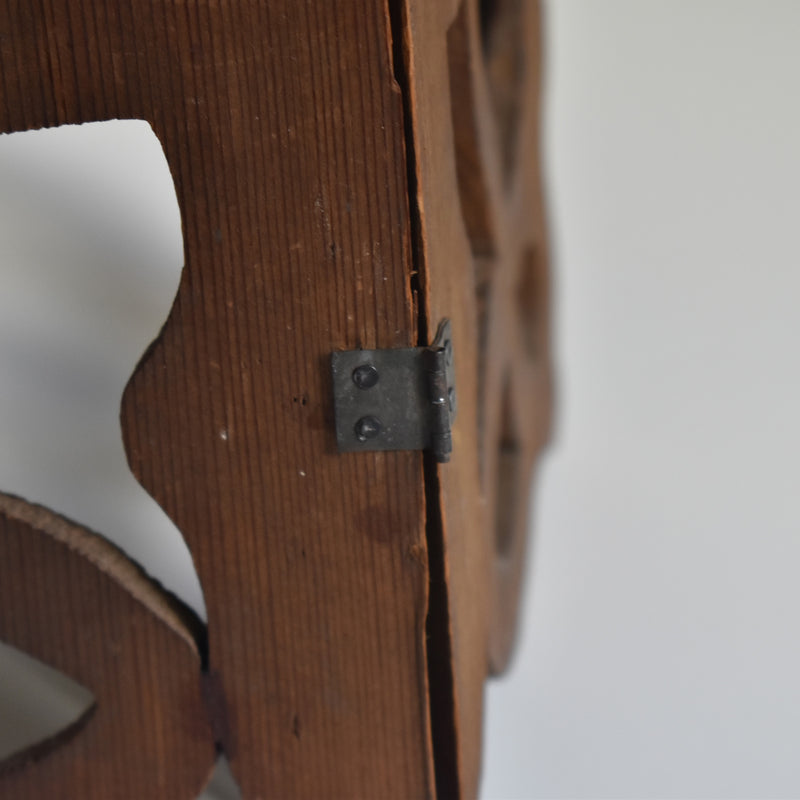 アンティーク　壁掛け　コーナースモールシェルフ