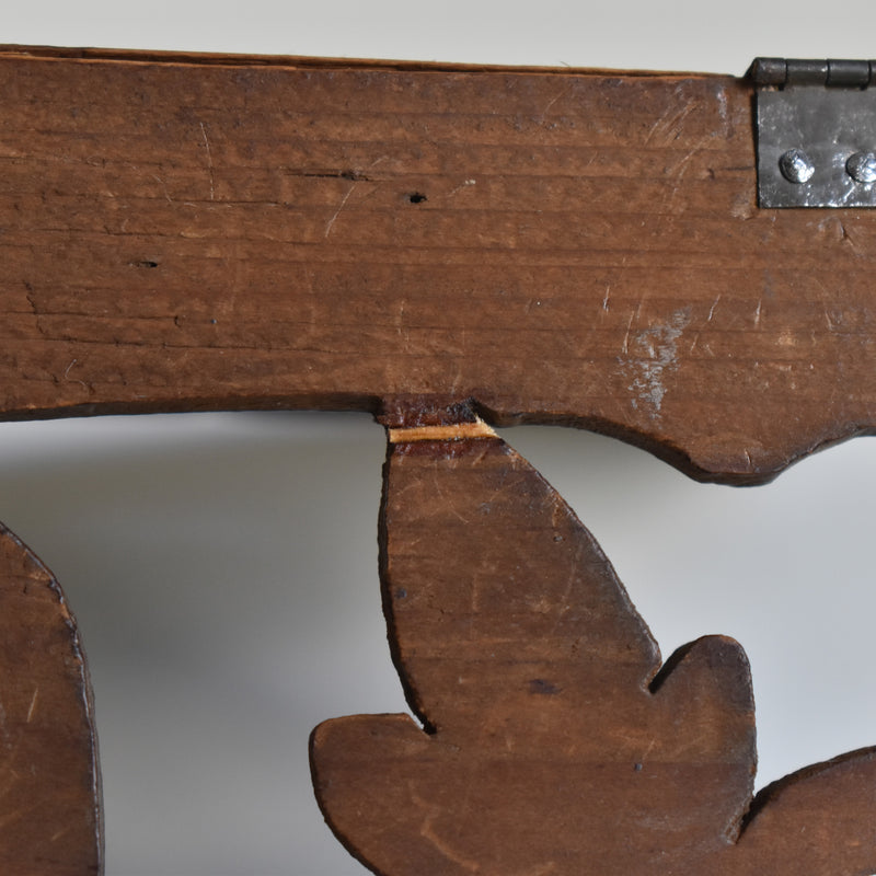 アンティーク　壁掛け　コーナースモールシェルフ