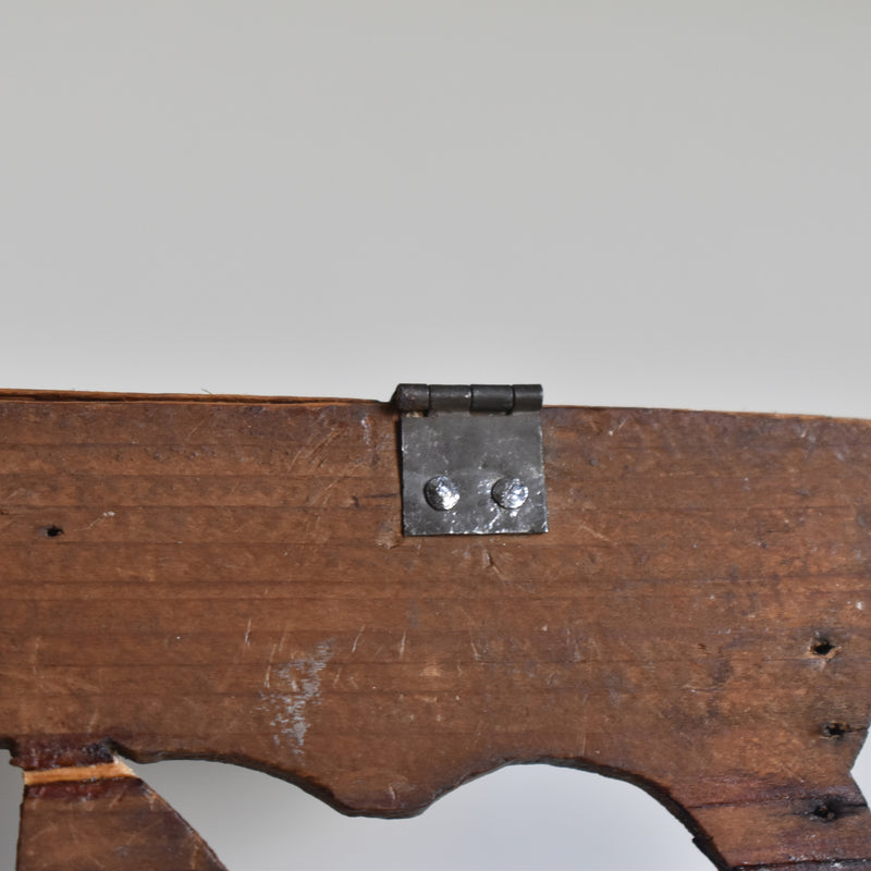 アンティーク　壁掛け　コーナースモールシェルフ