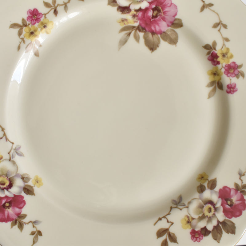 Vintage plate Hutschenreuther Germany Madeleine D