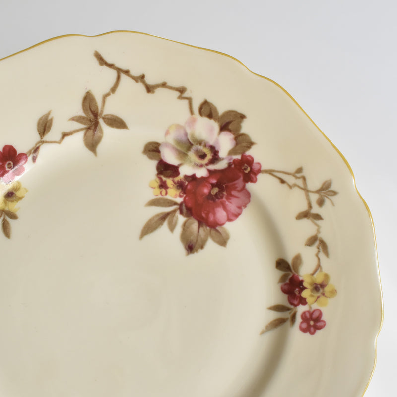 Vintage Dessert Plate Hutschenreuther Germany Madelaine 17.5