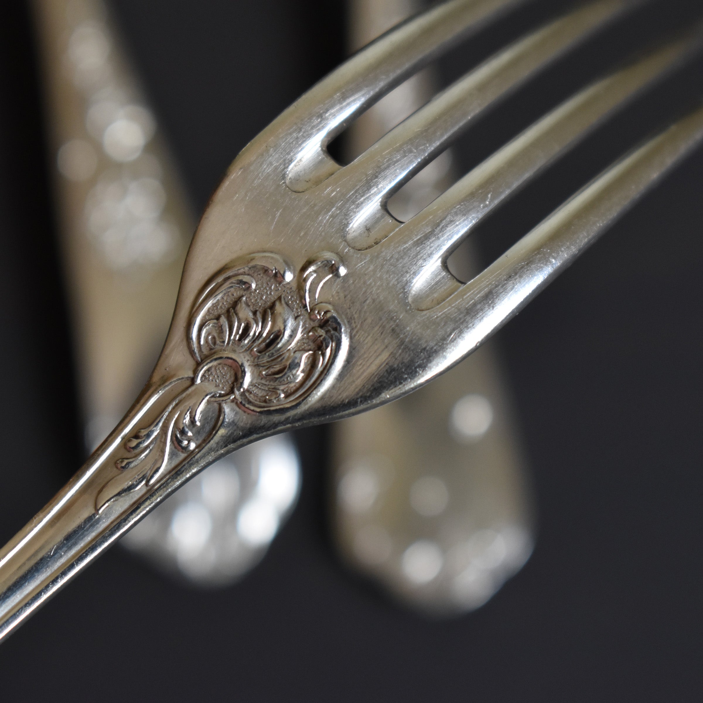 アンティーク銀メッキフォーク BONNEL — Loane Interior