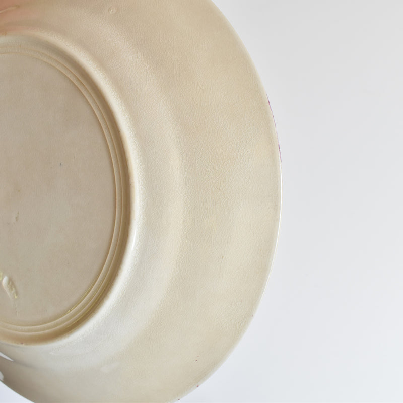 Antique Plate Onand Eglantines E (On display at Osaka store)