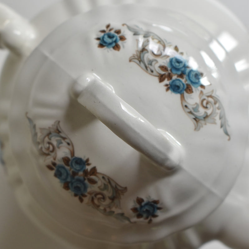 Vintage Coffee Pot Olssy Mulandellu Roses bleues