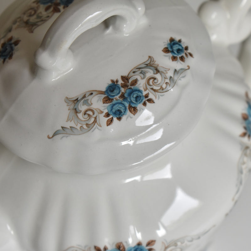 Vintage Coffee Pot Olssy Mulandellu Roses bleues
