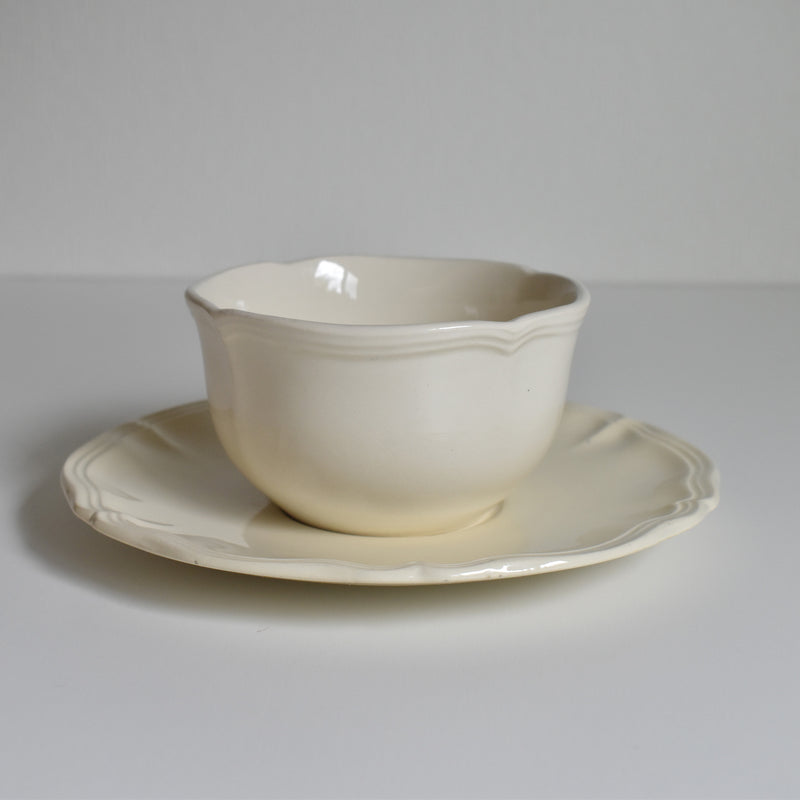 Vintage Chocolate Cup & Saucer Digoin & Sarreguemines Ivoire Petal Rim A