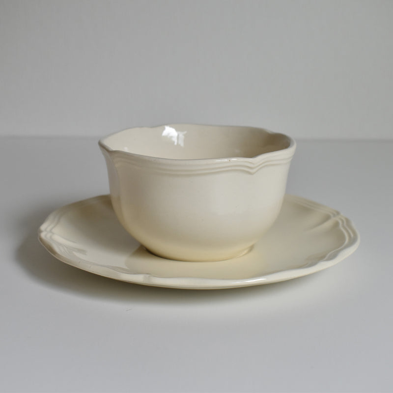 Vintage Chocolate Cup & Saucer Digoin & Sarreguemines Ivoire Petal Rim B