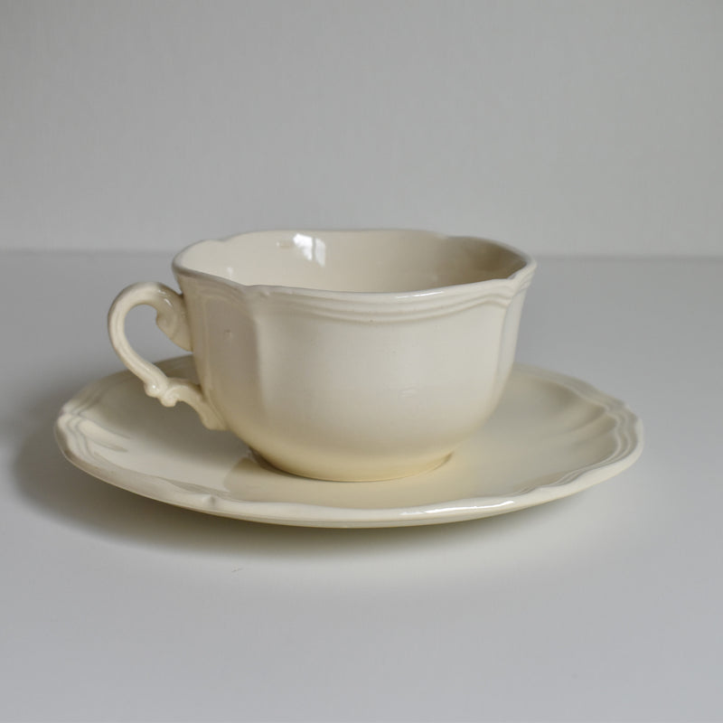 Vintage Chocolate Cup & Saucer Digoin & Sarreguemines Ivoire Petal Rim B