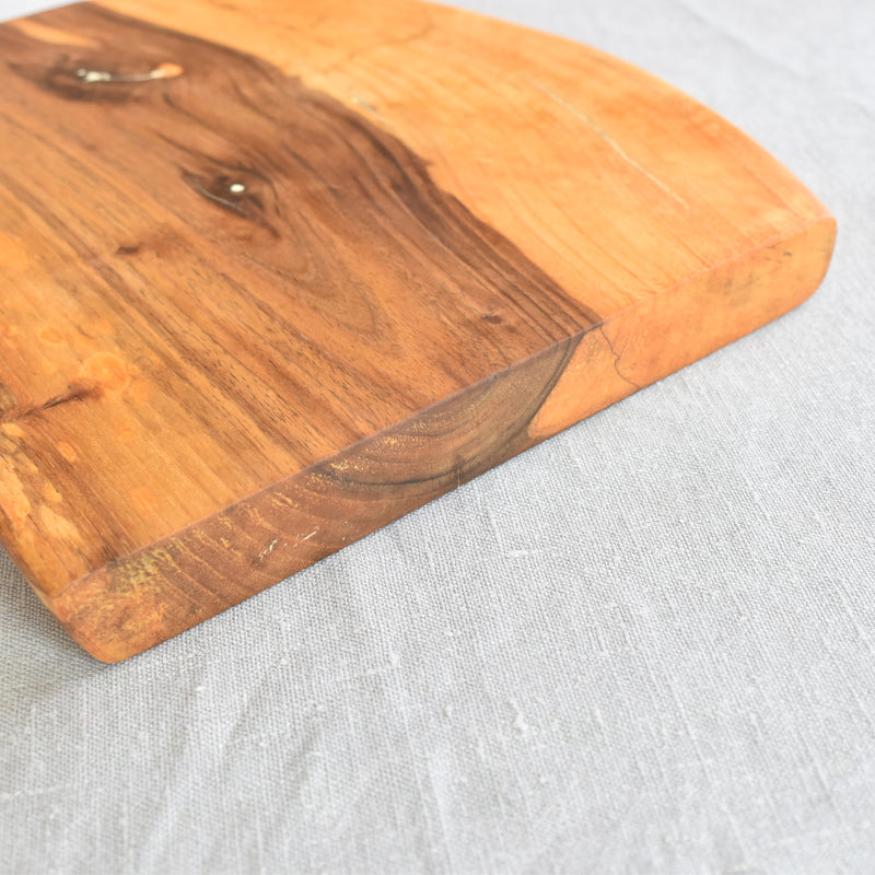 ウォールナットカッティングボード　29.5cmx24cm