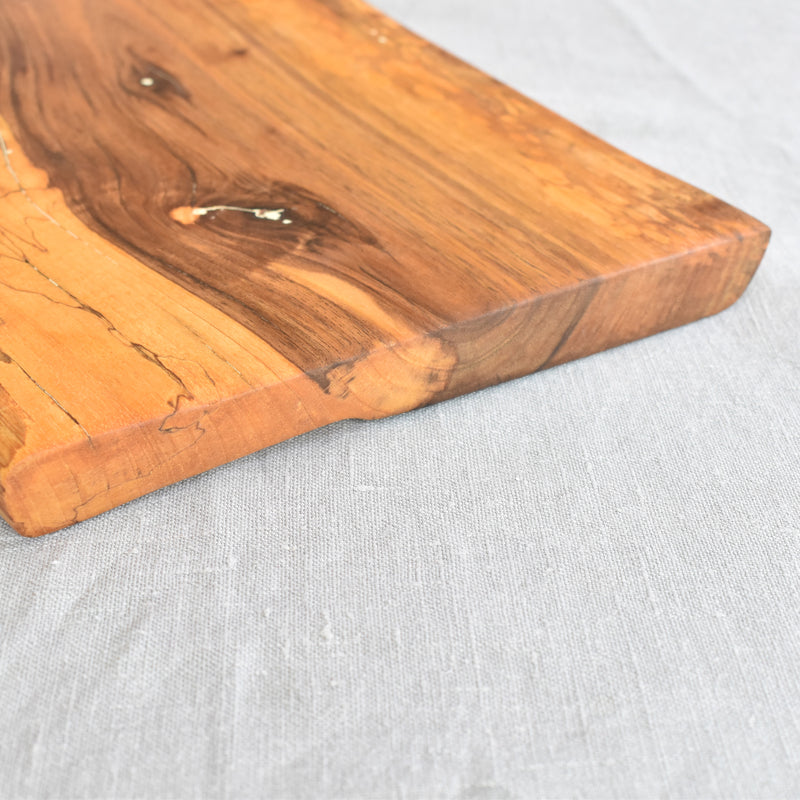 ウォールナットカッティングボード　29.5cmx24cm