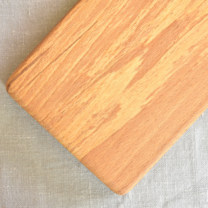 ミニブナカッティングボード 革取っ手付き　19.5cmx11cm