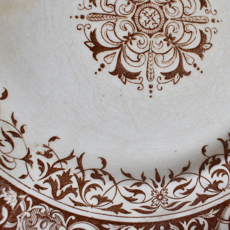 Antique Plate Longchamp Renaissance