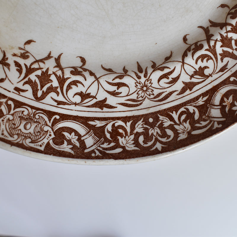 Antique Plate Longchamp Renaissance