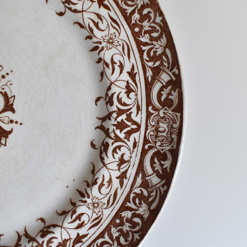 Antique Plate Longchamp Renaissance