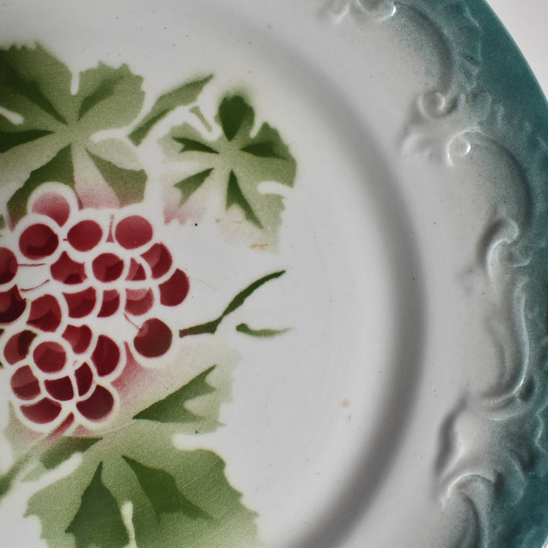 Antique Plate: Pécsenne, Raisins B