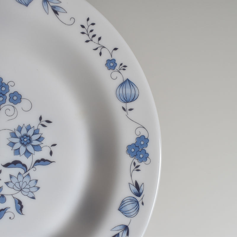 Vintage Glass Dessert Plate ARCOPAL Oignon bleu