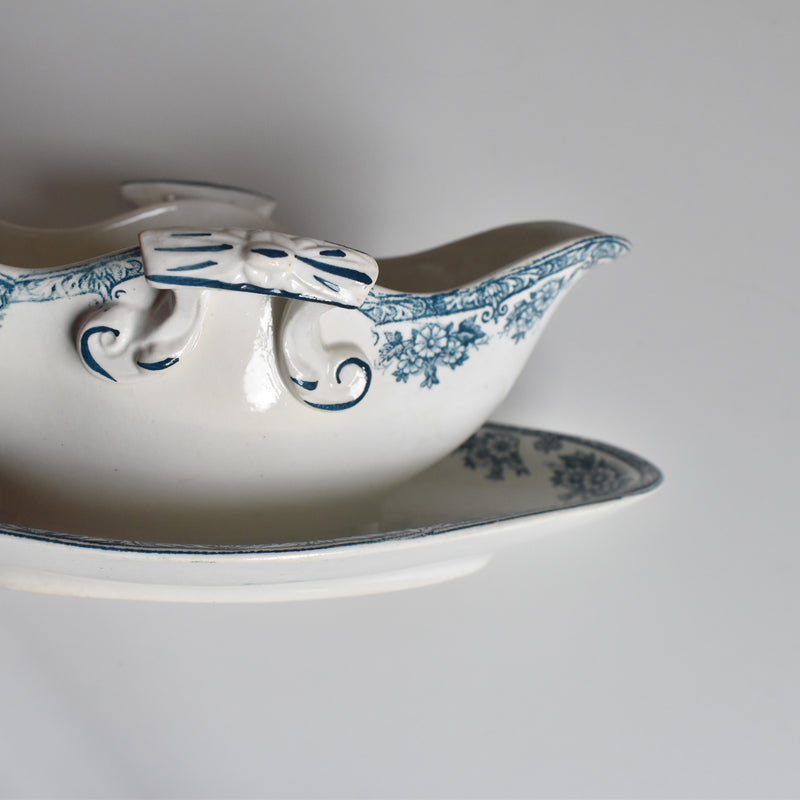 Antique Sauce Boat, LG Clairfontaine Rubens