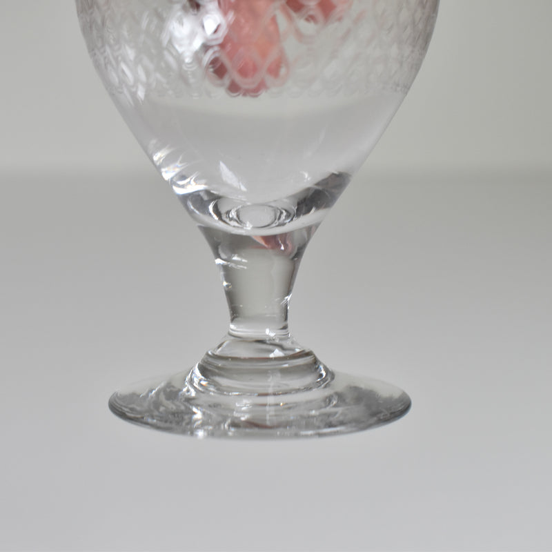 Vintage Port Wine Glass Etching vague
