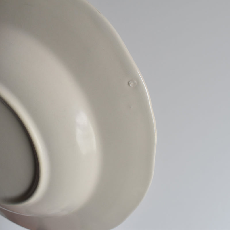 Vintage Deep Dish, Scalloped Rim D