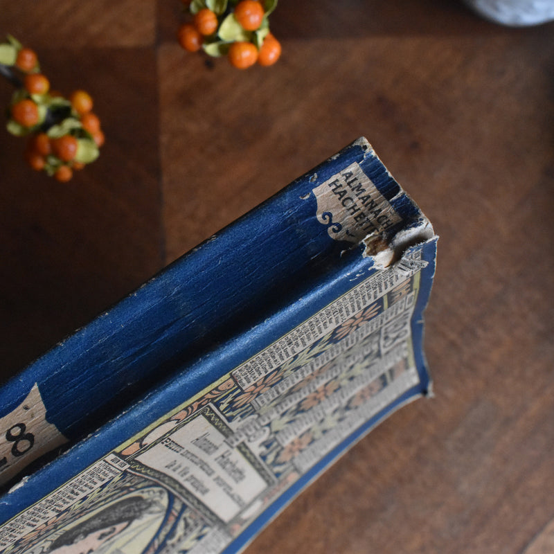 Vintage book: Almanach Hachette 1928 (Almanac)