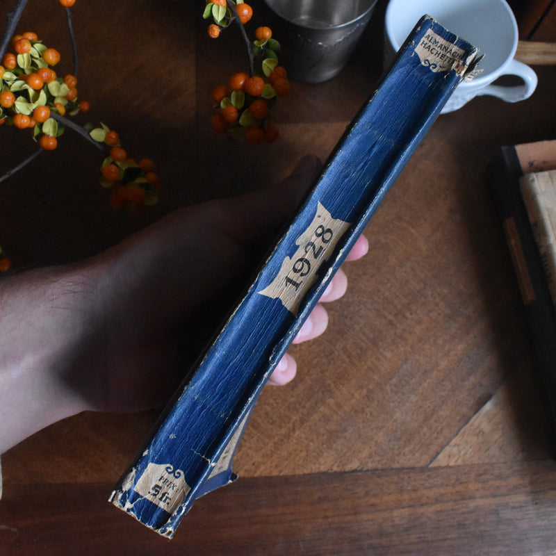 Vintage book: Almanach Hachette 1928 (Almanac)