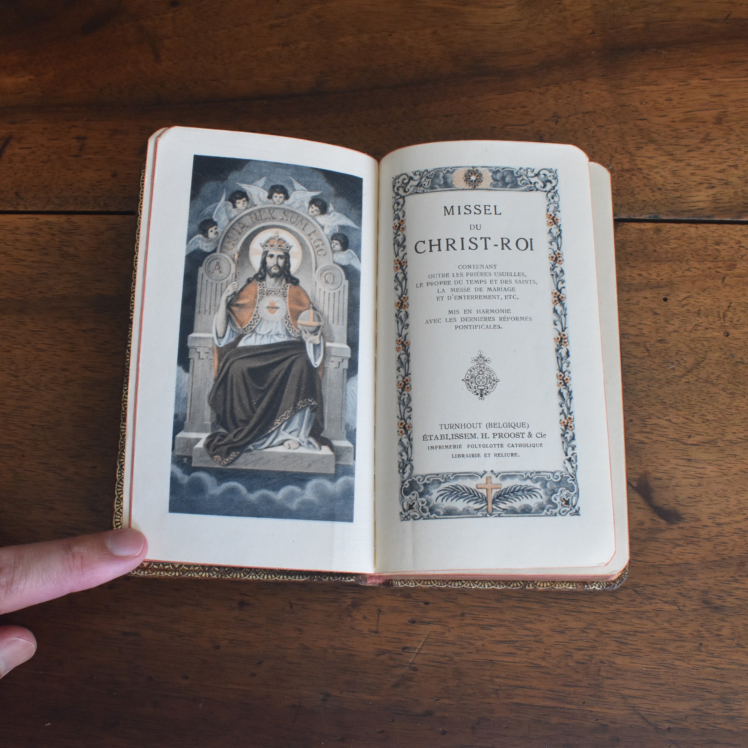 アンティーク本 Missel Christ-Roi — Loane Interior