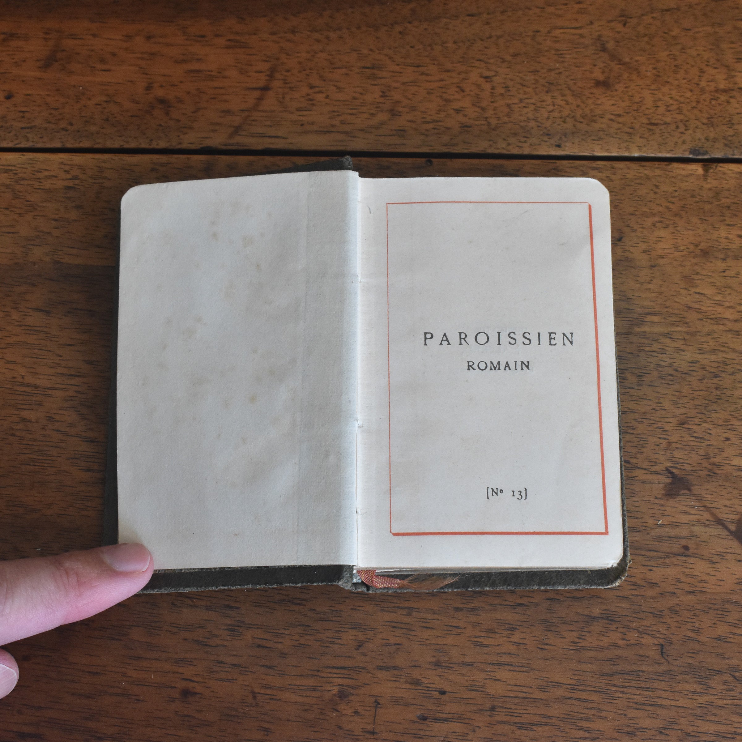 アンティーク本 Paroissien Romain — Loane Interior