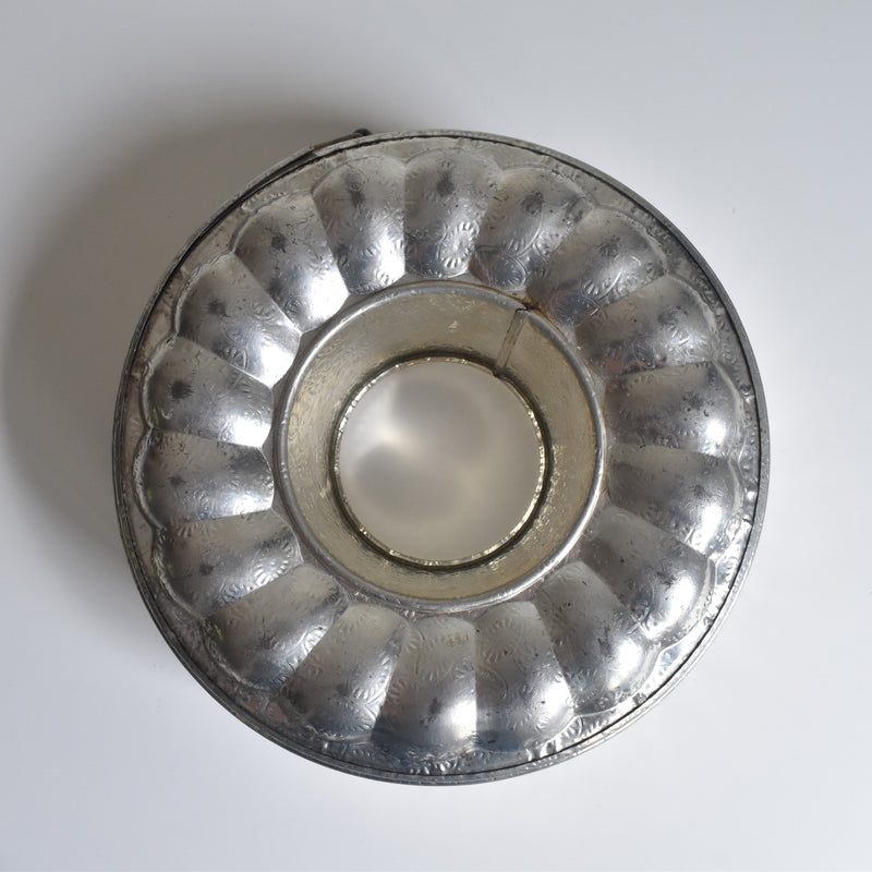 Vintage cake pan