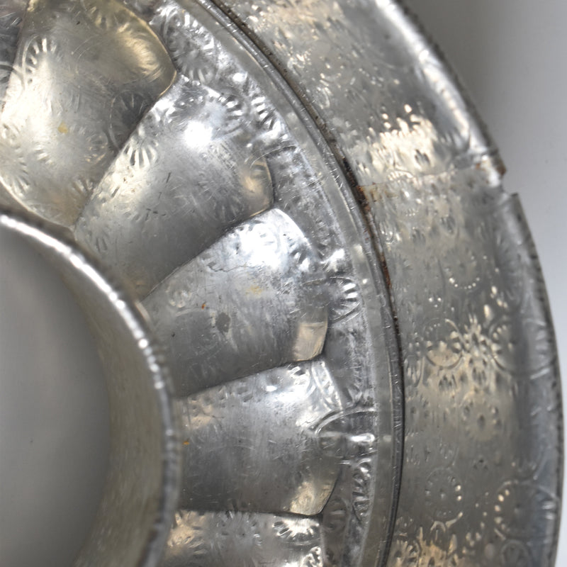Vintage cake pan