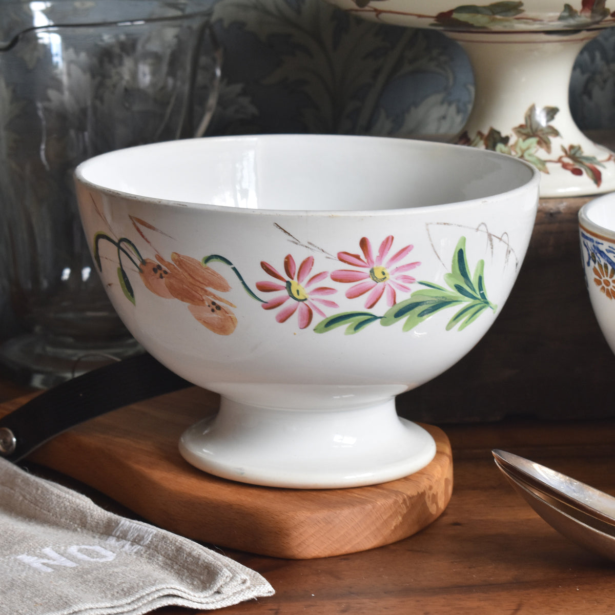 アンティークボウル クレイユモントロー フラワー — Loane Interior