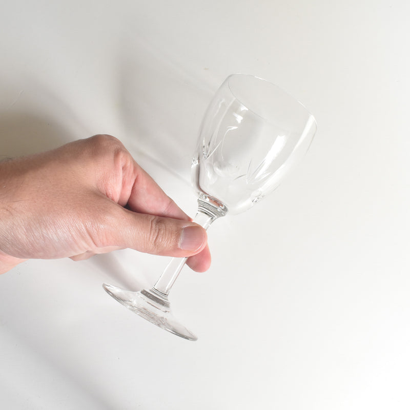 Antique Crystal Wine Glass, Taille A