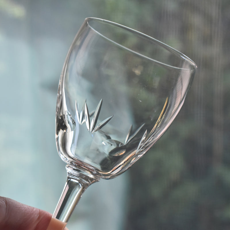 Antique Crystal Wine Glass, Taille A