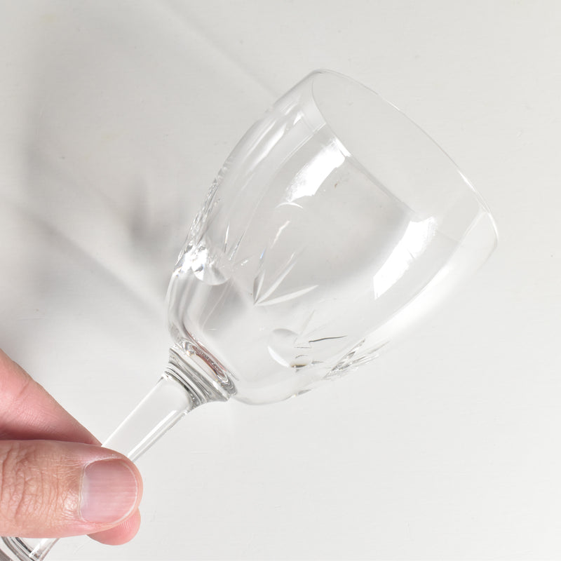 Antique Crystal Wine Glass, Taille A
