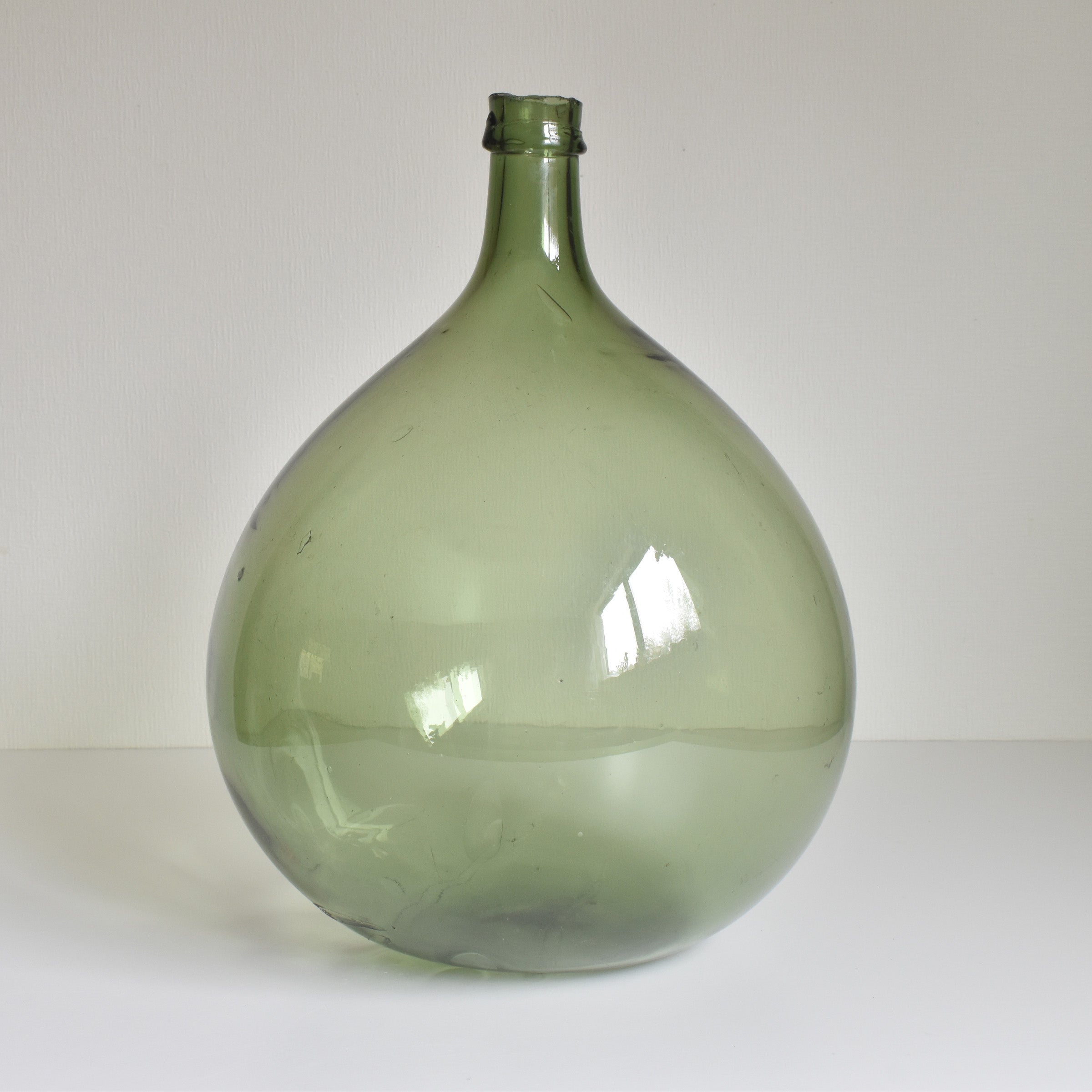 アンティークデミジョン ボトル — Loane Interior