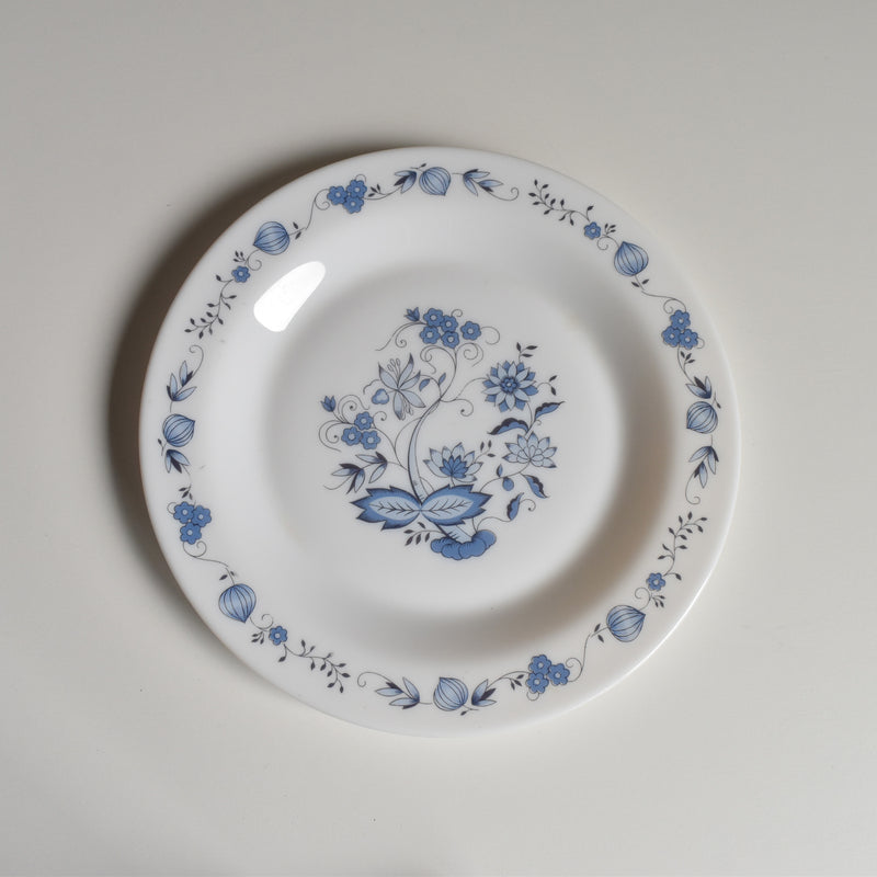 Vintage Glass Dessert Plate ARCOPAL Oignon bleu
