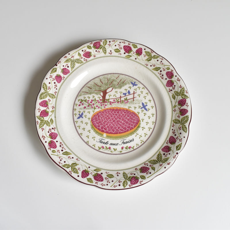 Vintage Dessert Plate, Gien Les tartes "Strawberry Tart"