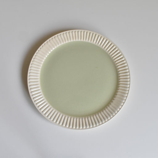 Villeroy &amp; Boch窯(ビレロイ＆ボッホ）のヴィンテージデザートプレート　Capriシリーズです。