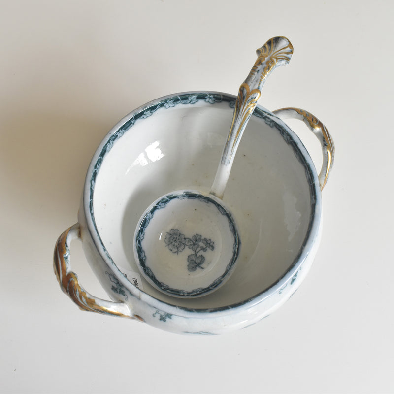Antique Saucière & Ladle UK kiln N92