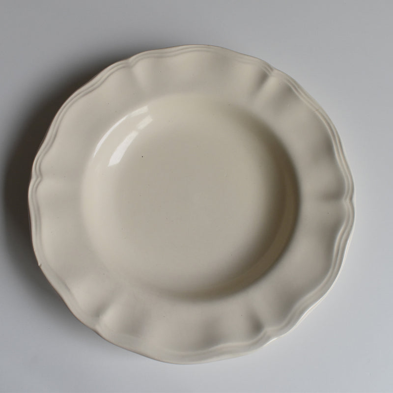 Vintage Deep Dish, Scalloped Rim D