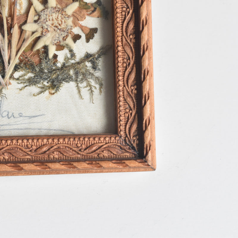 Vintage frame flower