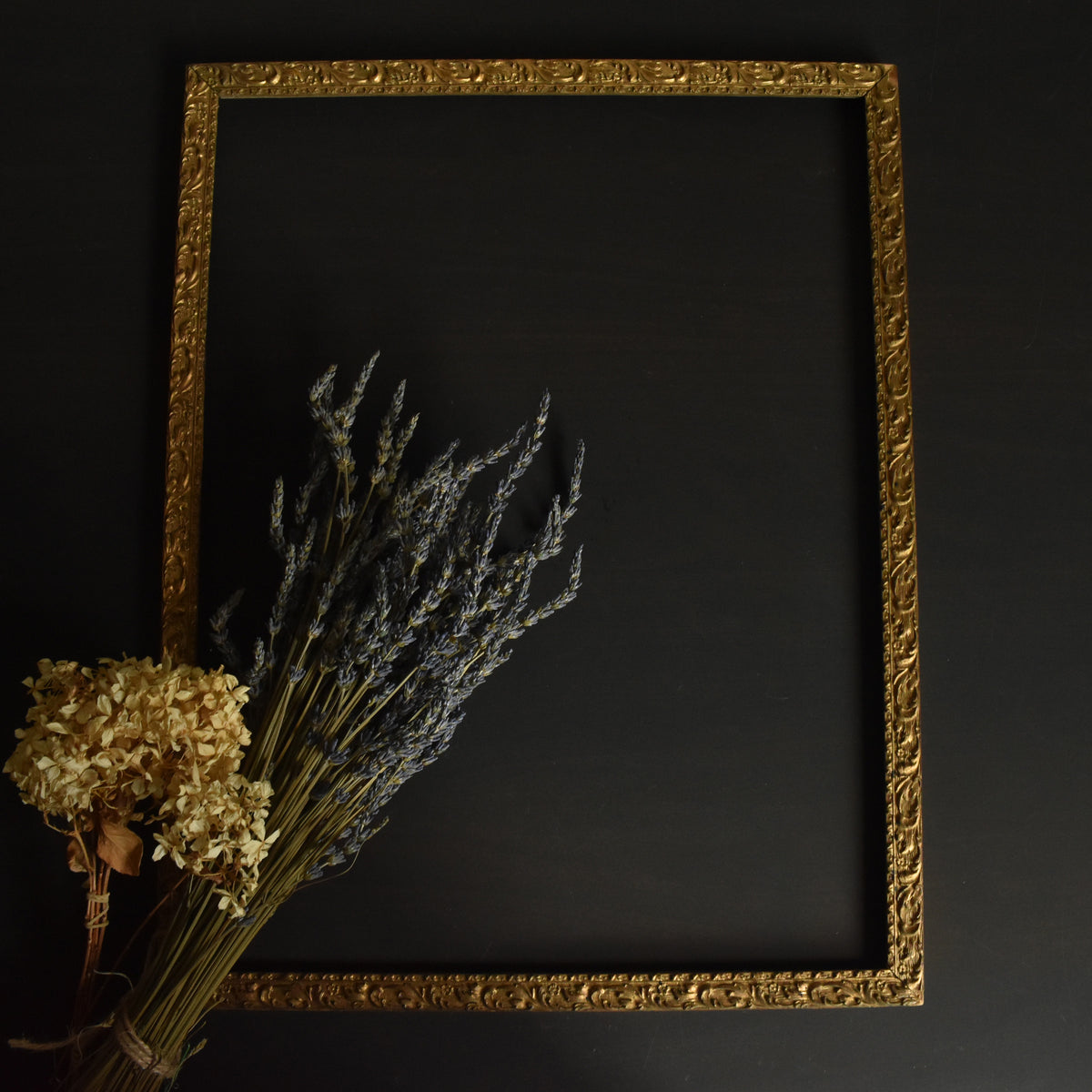 アンティークフレーム ゴールド 34.5cm x 44cm — Loane Interior