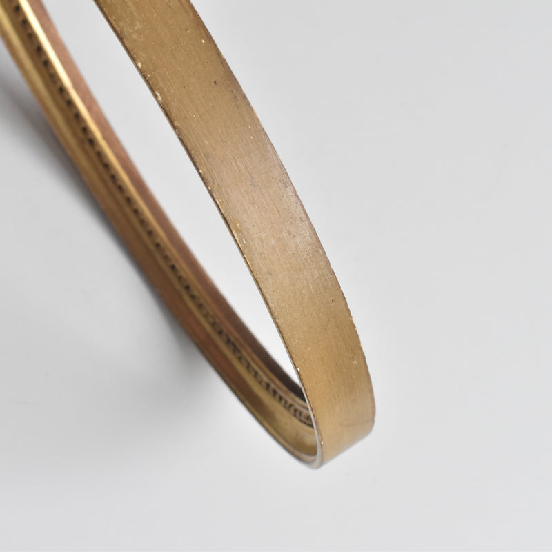 Vintage Oval Frame