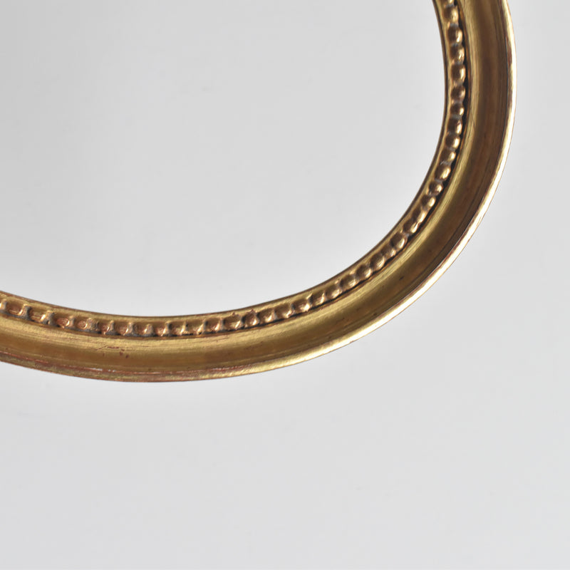 Vintage Oval Frame