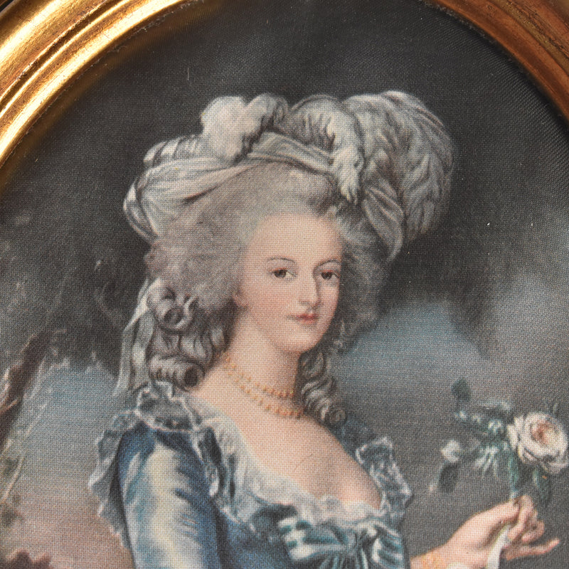 Vintage Oval Frame with Silk Painting B