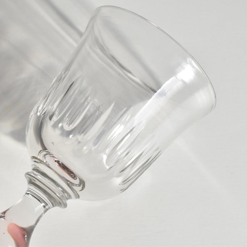 アンティークワイングラス　R051