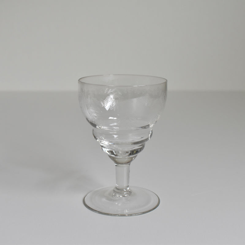 アンティーク赤ワイングラス エッチングZigZag